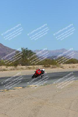media/Mar-24-2025-Moto Forza (Mon) [[57ce5c5cff]]/1-Advanced Group/Session 3 (Turn 6 Inside)/